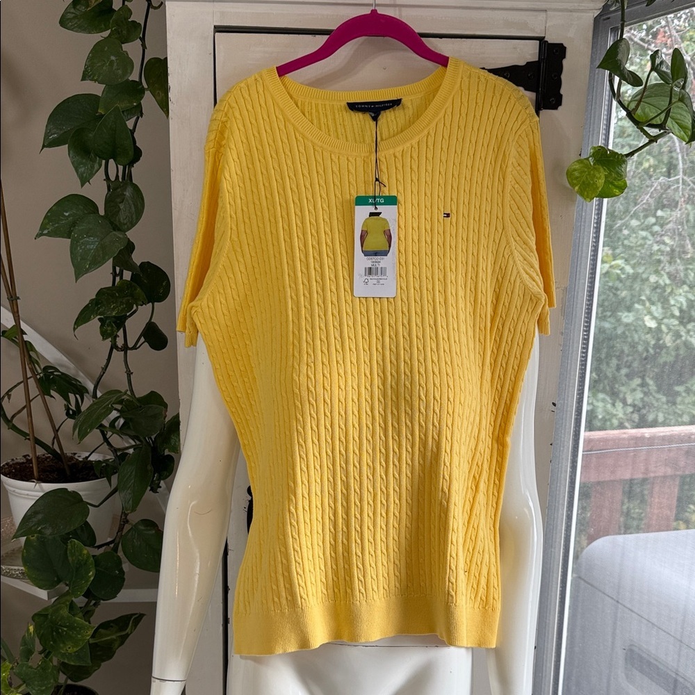 Tommy Hilfiger, XL cable knit, short sleeve pullover sweater lemon yellow NWT